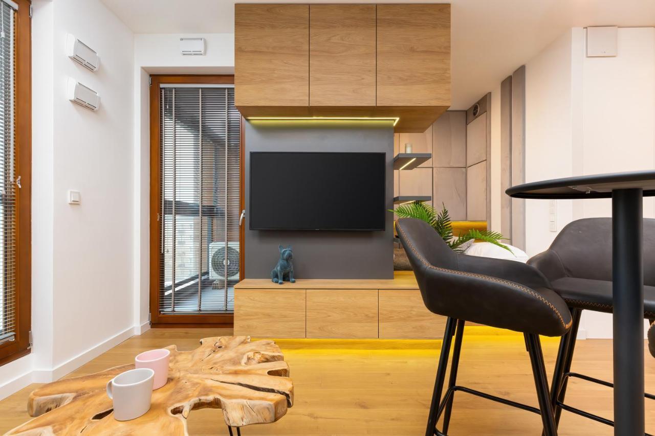 Butas Center Grzybowska By Renters Prestige Warsaw
